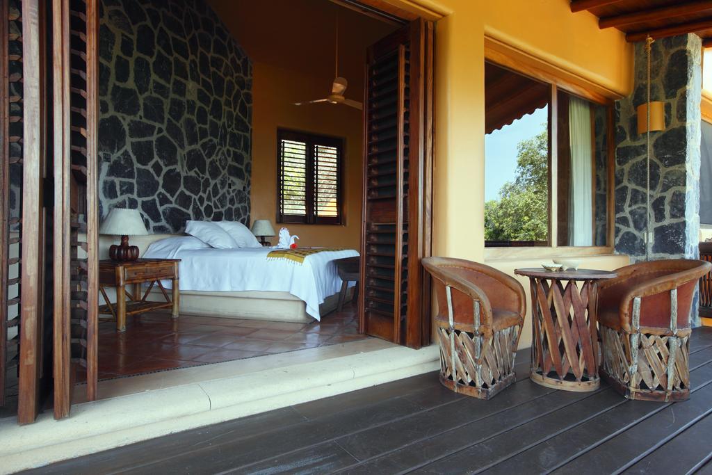 Hotel Casa Don Francisco Ixtapa  Ngoại thất bức ảnh