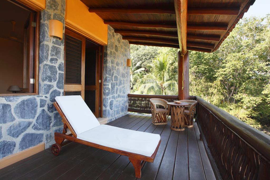 Hotel Casa Don Francisco Ixtapa  Ngoại thất bức ảnh